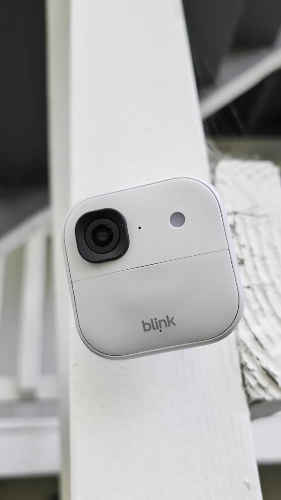 White Blink Outdoor 2K+ camera mounted outside during PriceGlitch testing